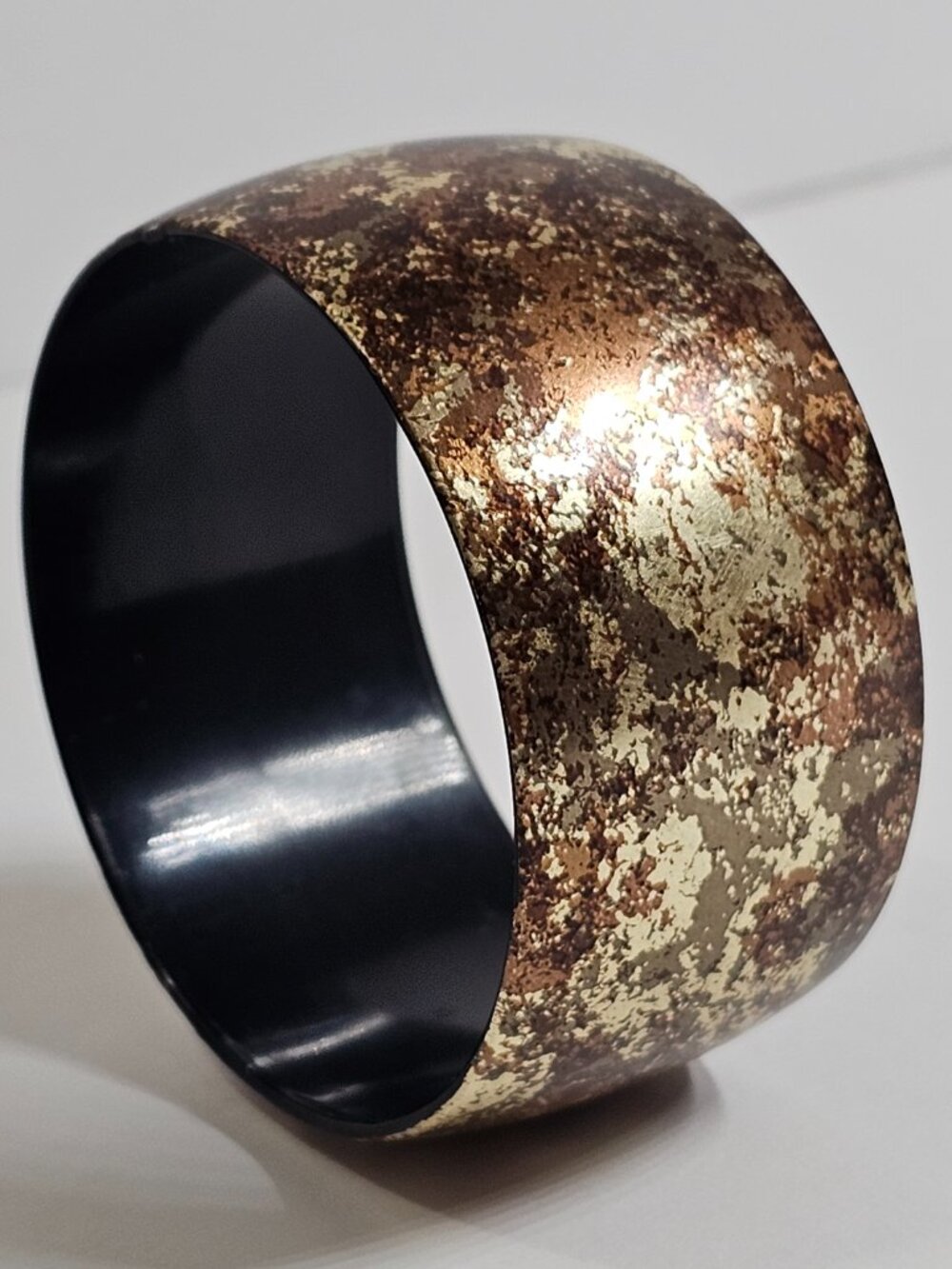 Premier Designs Bangle Bracelet Acrylic Brown & Gold Splatter Abstract Mod Vinta